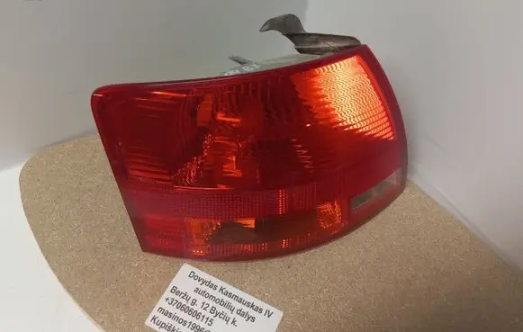 Audi A4 S4 B7 8E 8H Rear/tail lights 8E9945095E