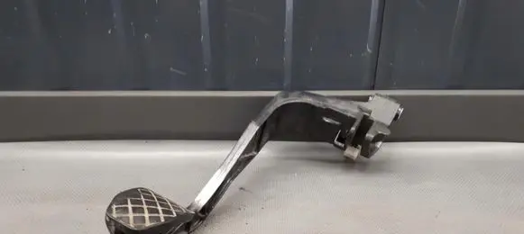 Audi A4 S4 B5 8D Clutch pedal 8D1721316A