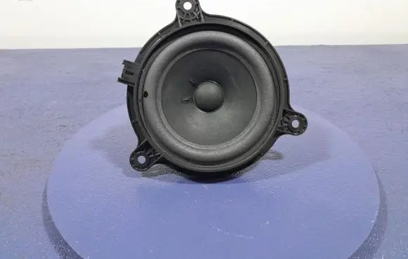 Mazda CX-5 Subwoofer speaker D10F66960