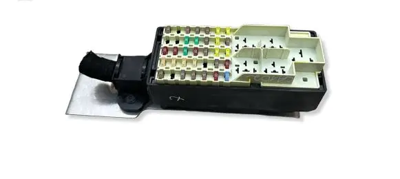 Jaguar I-Pace Fuse module 