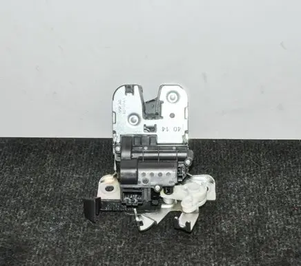 Audi A4 S4 B9 8W Tailgate/trunk/boot lock/catch/latch 3G0827503