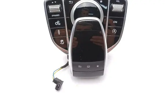 Mercedes-Benz C W205 Head unit multimedia control A2059005915 A2059020104 A2059015409