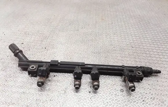 Fiat Panda II Fuel injectors set Cb261b