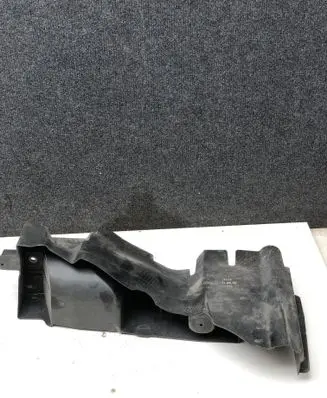 Mercedes-Benz Sprinter W906 Radiator support slam panel bracket A9068890031