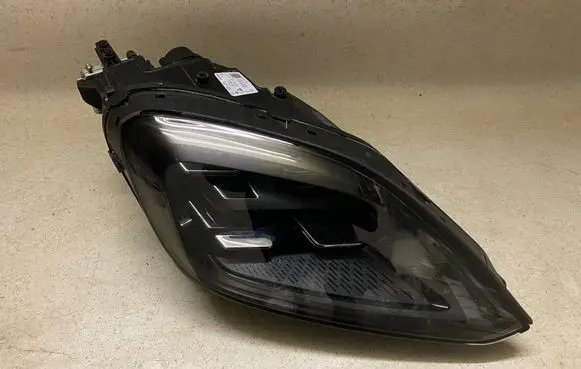 Headlight/headlamp