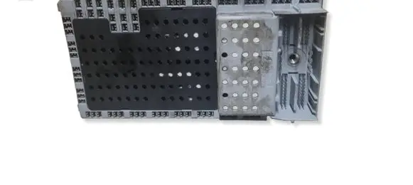 Volvo V70 Fuse module 08688436 30657429