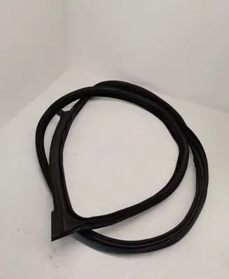 BMW 6 F06 Gran coupe Rubber seal front door (on door) 7275297