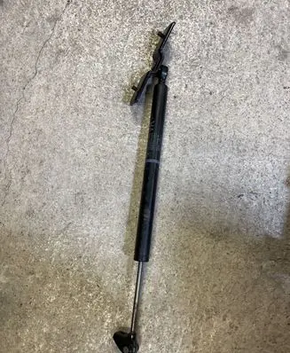 BMW 7 F01 F02 F03 F04 Front door check strap stopper 7177616