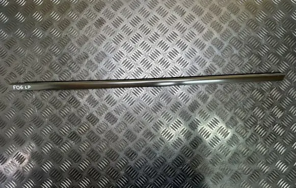 BMW 6 F06 Gran coupe Front door glass trim molding 7291921 51337291921