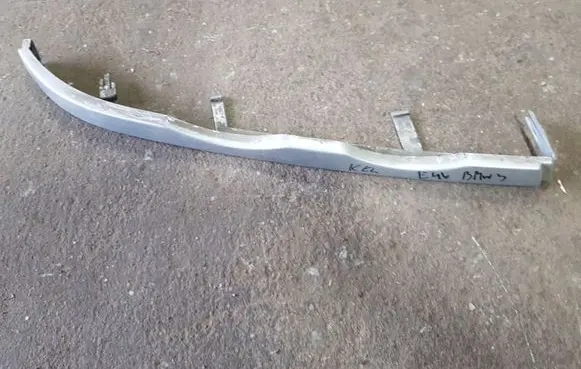 BMW 3 E46 Under headlight/headlamp trim 8208482