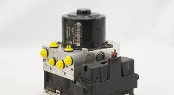 Porsche Cayenne (92A) ABS Pump 7P0614517T 7P0907379T
