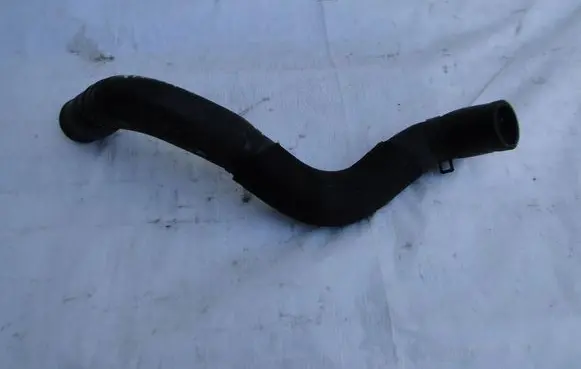 Chevrolet Captiva Engine coolant pipe/hose 95470790
