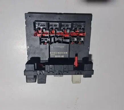 Volkswagen Golf V Comfort/convenience module 1K0937049M20 F005V00482 H37S0803