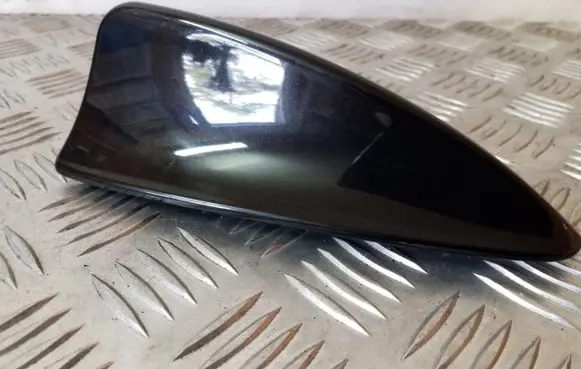BMW 7 E65 E66 Roof (GPS) antenna cover 6924344
