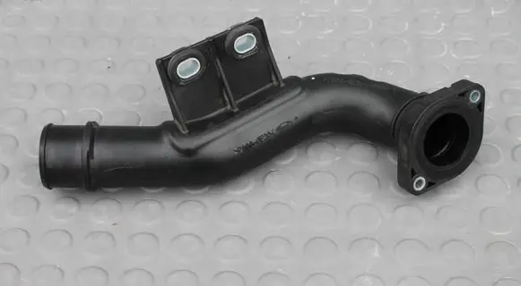 Intercooler hose/pipe