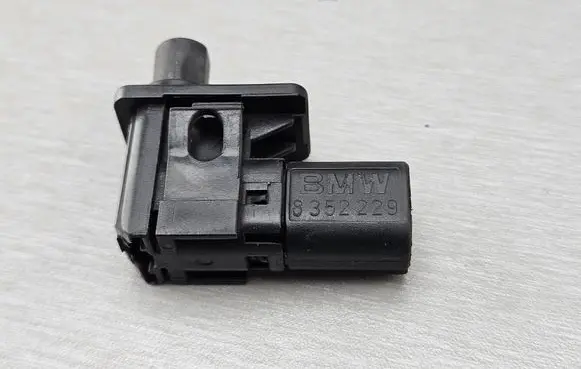 BMW Z3 E36 Bonnet alarm switch sensor 8352229 61318352229