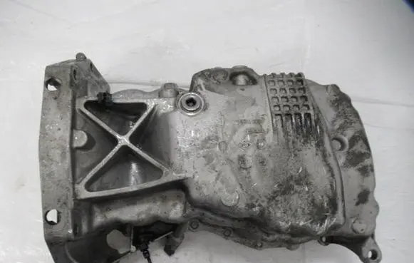 Renault Megane III Oil sump 8200318813