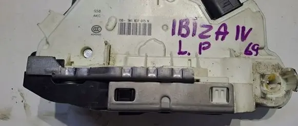 Seat Ibiza IV (6J,6P) Front door lock 5N1837015N