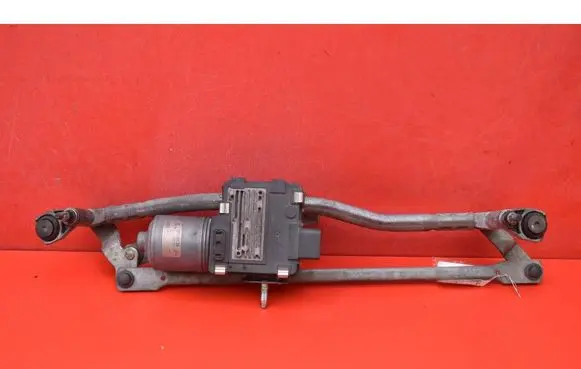 Front wiper linkage and motor