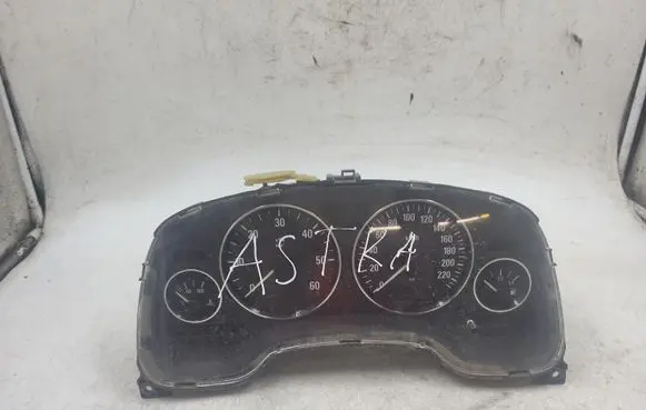 Opel Astra G Speedometer (instrument cluster) 110080156