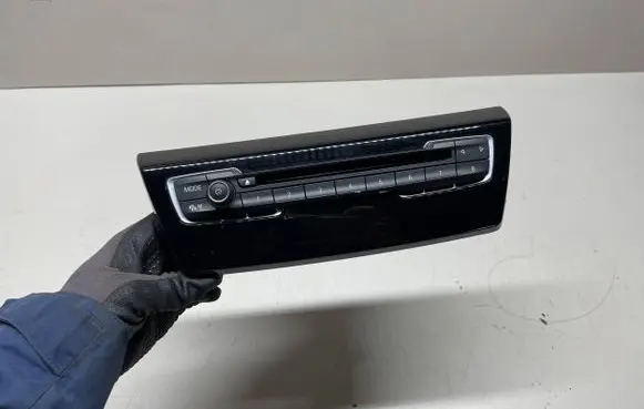 BMW 2 F45 Head unit multimedia control 9371455