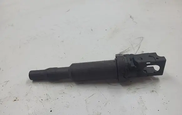 BMW 3 E46 High voltage ignition coil 0477091600 486769A