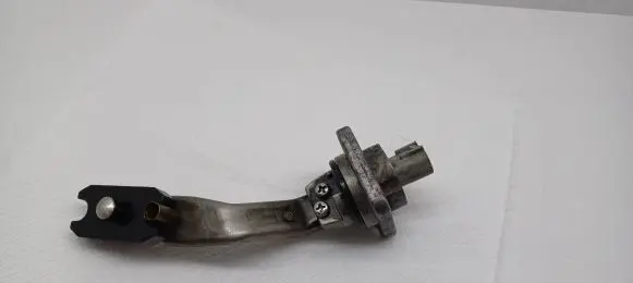 Toyota RAV 4 (XA30) Oil level sensor 