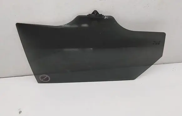 Hyundai i40 Rear door window glass 834213Z020