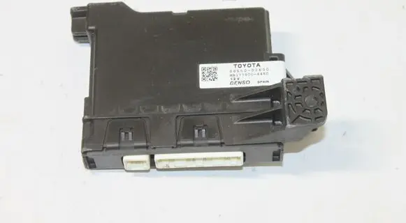 Toyota Auris E180 Air conditioning/heating control unit 8865002E00