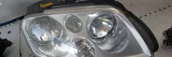 Volkswagen Touran I Headlight/headlamp 1305239235
