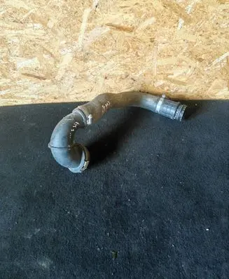 Opel Insignia A Turbo air intake inlet pipe/hose F26196A