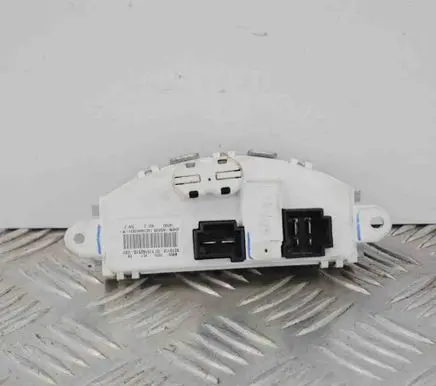 BMW 2 F22 F23 Heater blower motor/fan resistor 9276112