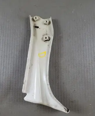 Skoda Octavia Mk3 (5E) Fender mounting bracket 5E0821142A