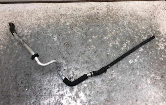 Mercedes-Benz C W205 Engine coolant pipe/hose A2058300002