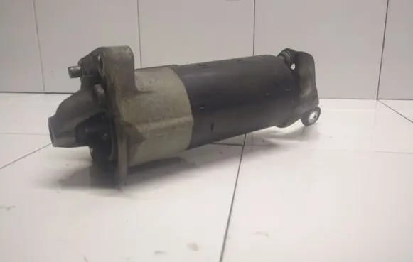 Volvo V70 Starter motor 0001108167