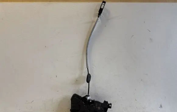 Volkswagen T-Roc Rear door lock 3J0839016A
