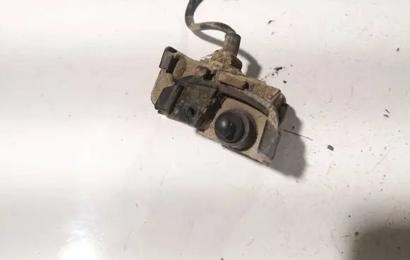 Volkswagen Cross Polo Central locking motor 6R0810773