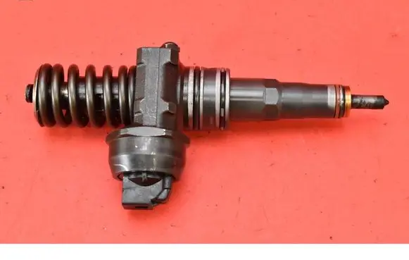 Seat Leon (1P) Fuel injector 038130073BN