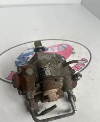 Toyota Hilux (AN10, AN20, AN30) Fuel injection high pressure pump 221000l020