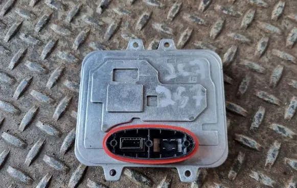 Jaguar XE Headlight ballast module Xenon 5DV009610 5DV00961040
