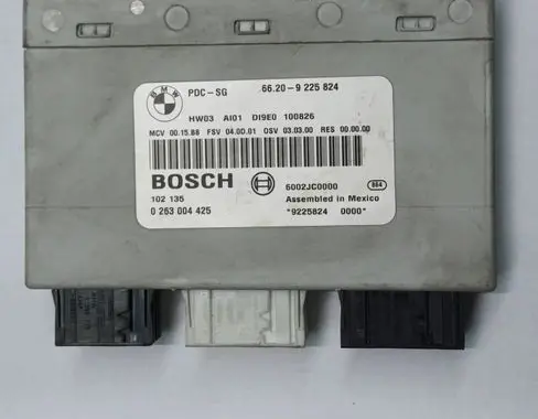 BMW 1 E81 E87 Parking PDC control unit/module 9225824 66209225824 0263004425