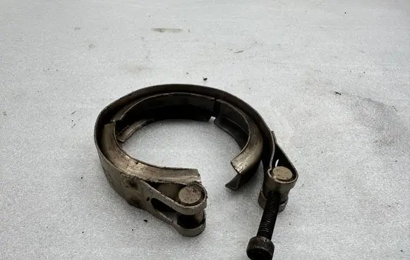 Skoda Octavia Mk3 (5E) Muffler pipe connector clamp 04L253725 04L253725B