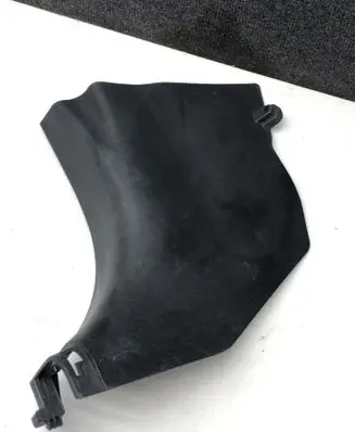 KIA Sorento Foot area side trim 858232P705