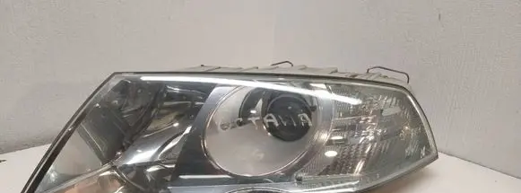 Skoda Octavia Mk2 (1Z) Headlight/headlamp