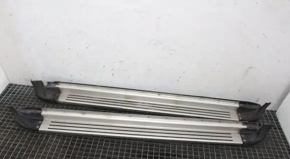 Hyundai Santa Fe sill trim set (inner) 