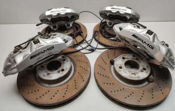 Mercedes-Benz C W204 Brake discs and calipers set A2044214798