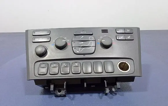 Volvo V70 Climate control unit 9452368