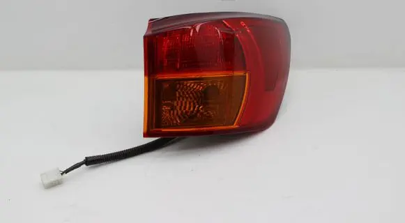 Lexus IS 220D-250-350 Rear/tail lights