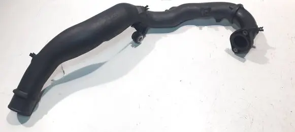 Intercooler hose/pipe