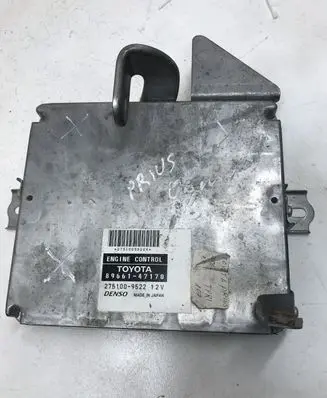 Toyota Prius (XW20) Engine control unit/module